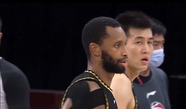 徐大哥，若是进山去猎獐子和狍子还有鹿，我二话不说铁定带你。